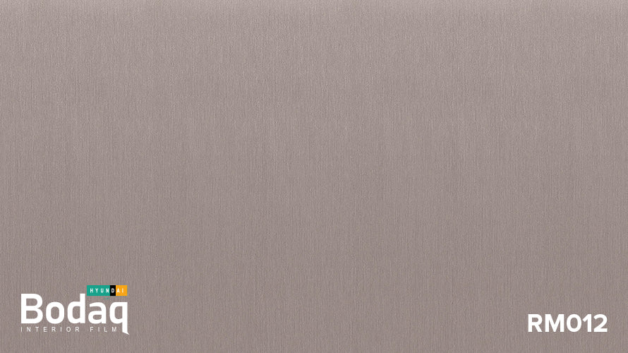 RM012: Brushed Platinum